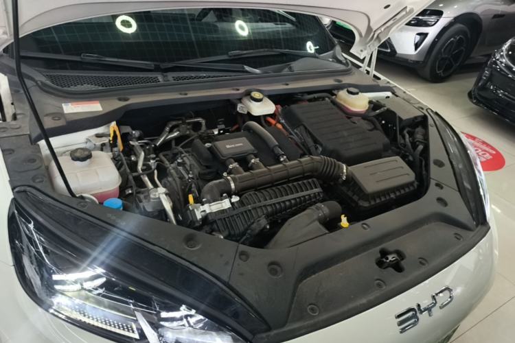 Used BYD Seal 06 New Energy 2024 DM-i 80KM Luxury Model Engine Bay