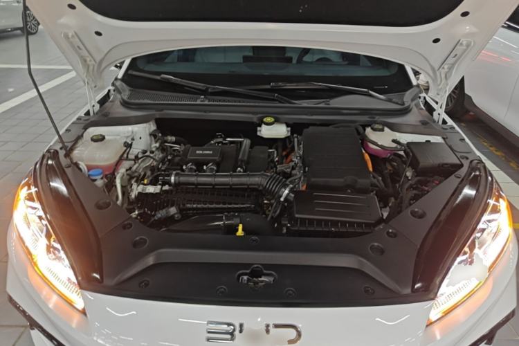 Used BYD Seal 06 New Energy 2024 DM-i 120KM Prestige Model Engine Bay