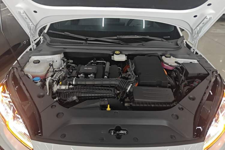 Used BYD Seal 06 New Energy 2024 DM-i 120KM Luxury Model Engine Bay