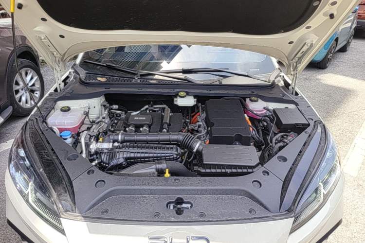 Used BYD Seal 06 New Energy 2024 DM-i 120KM Flagship Model Engine Bay