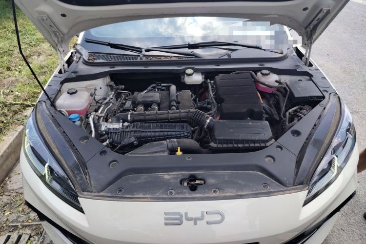 Used BYD Seal 06 New Energy 2024 DM-i 120KM Prestige Model Engine Bay