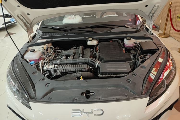 Used BYD Seal 06 New Energy 2024 DM-i 80KM Luxury Model Engine Bay