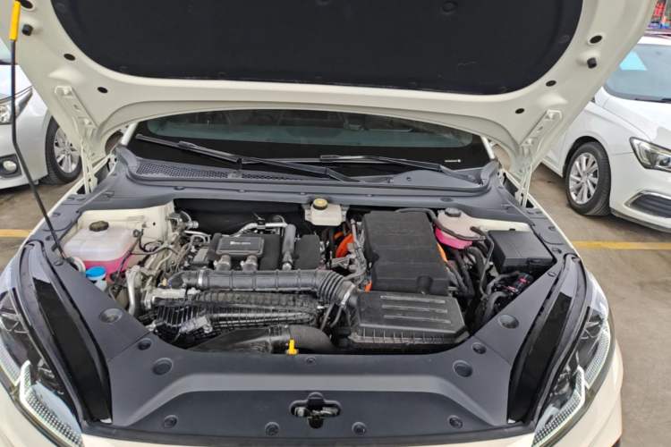 Used BYD Seal 06 New Energy 2024 DM-i 120KM Luxury Model Engine Bay