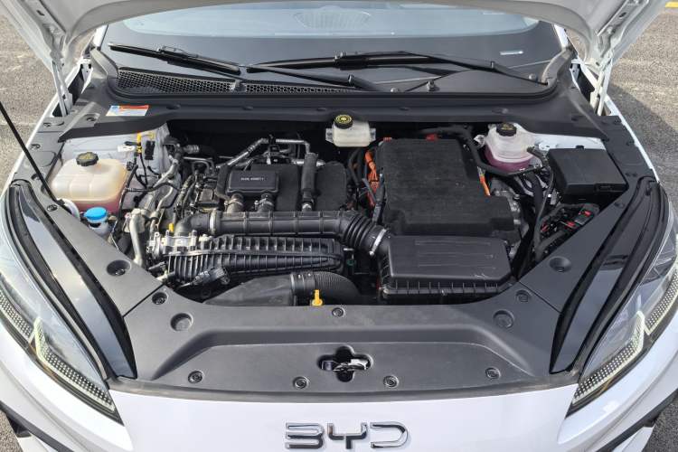 Used BYD Seal 06 New Energy 2024 DM-i 80KM Prestige Model Engine Bay