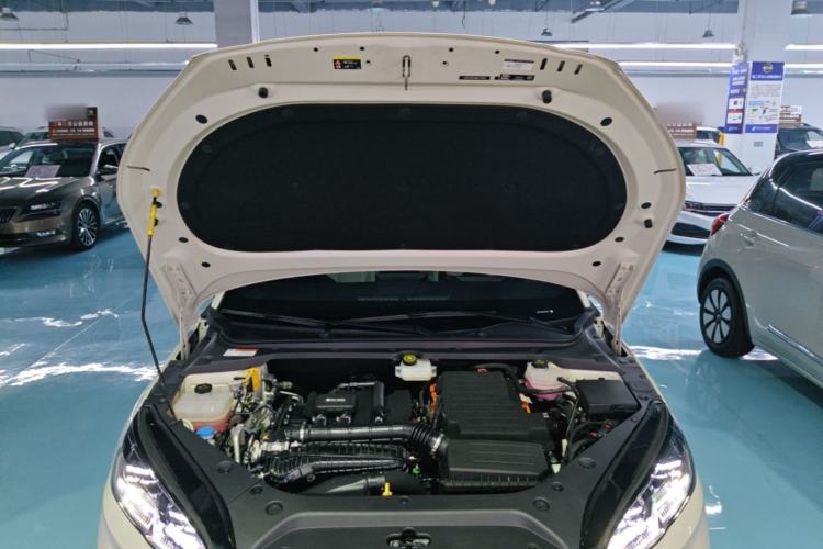 Used BYD Seal 06 New Energy 2024 DM-i 80KM Luxury Model Engine Bay