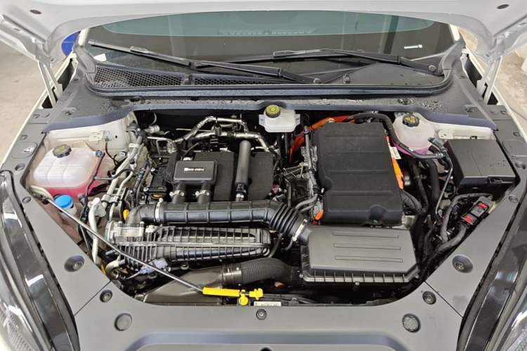 Used BYD Seal 06 New Energy 2024 DM-i 120KM Prestige Model Engine Bay