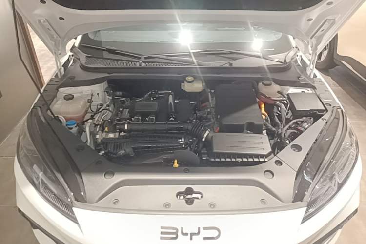 Used BYD Seal 06 New Energy 2024 DM-i 120KM Prestige Model Engine Bay