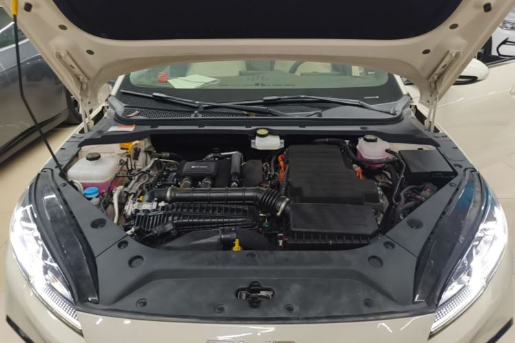 Used BYD Seal 06 New Energy 2024 DM-i 80KM Luxury Model Engine Bay