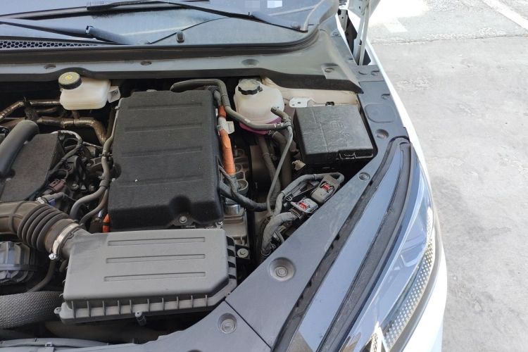 Used BYD Seal 06 New Energy 2024 DM-i 120KM Flagship Model Engine Bay Left