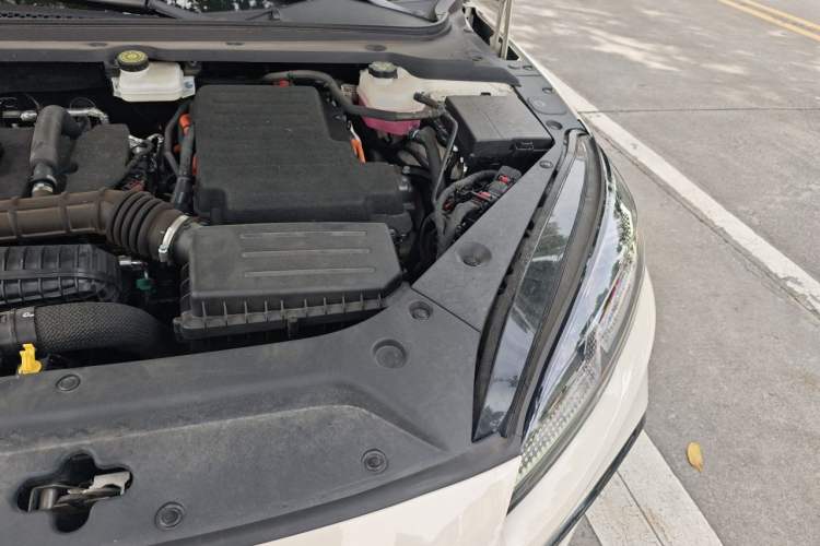 Used BYD Seal 06 New Energy 2024 DM-i 80KM Luxury Model Engine Bay Left