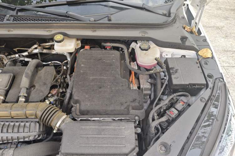 Used BYD Seal 06 New Energy 2024 DM-i 80KM Luxury Model Engine Bay Left