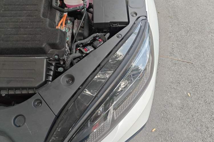 Used BYD Seal 06 New Energy 2024 DM-i 80KM Prestige Model Engine Bay Left