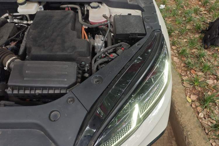Used BYD Seal 06 New Energy 2024 DM-i 80KM Prestige Model Engine Bay Left