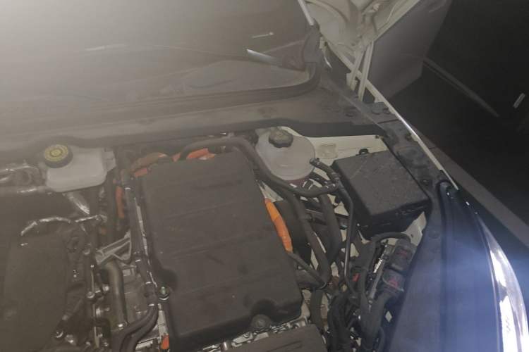 Used BYD Seal 06 New Energy 2024 DM-i 120KM Prestige Model Engine Bay Left