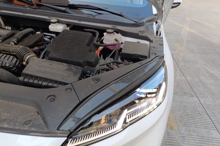 Used BYD Seal 06 New Energy 2024 DM-i 80KM Prestige Model Engine Bay Left
