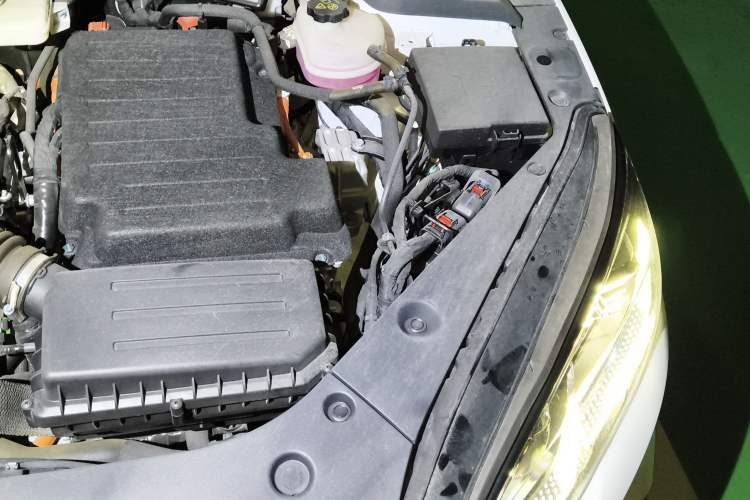 Used BYD Seal 06 New Energy 2024 DM-i 80KM Prestige Model Engine Bay Left