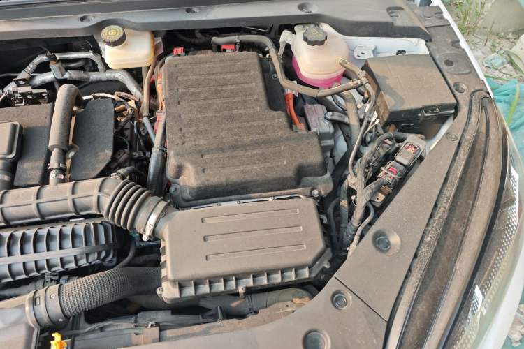 Used BYD Seal 06 New Energy 2024 DM-i 80KM Prestige Model Engine Bay Left