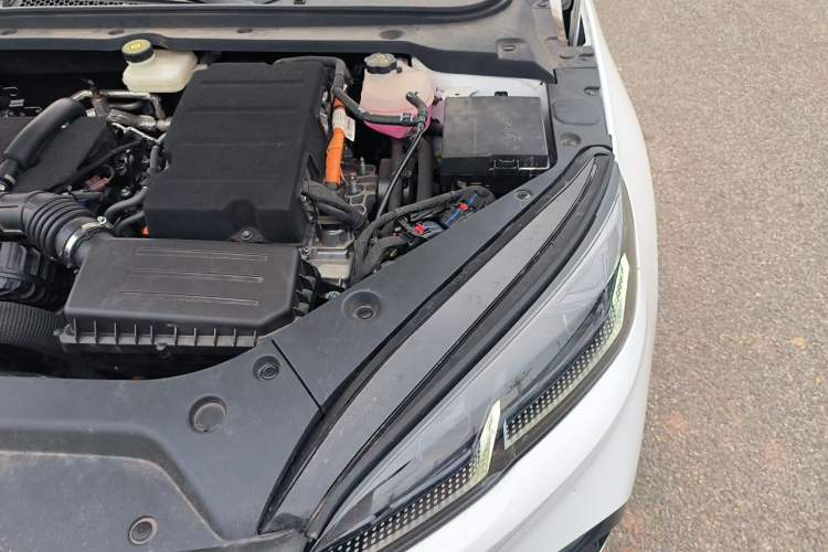 Used BYD Seal 06 New Energy 2024 DM-i 120KM Prestige Model Engine Bay Left
