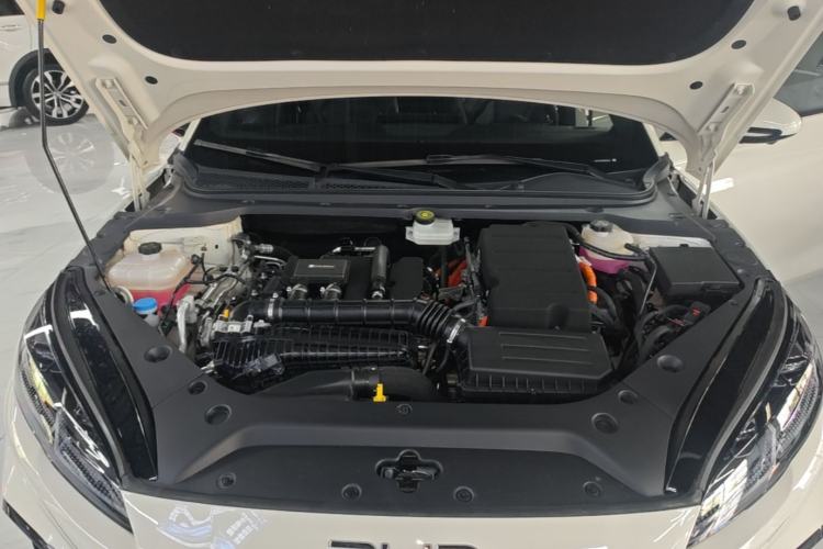 Used BYD Seal 06 New Energy 2024 DM-i 120KM Prestige Model Engine Bay