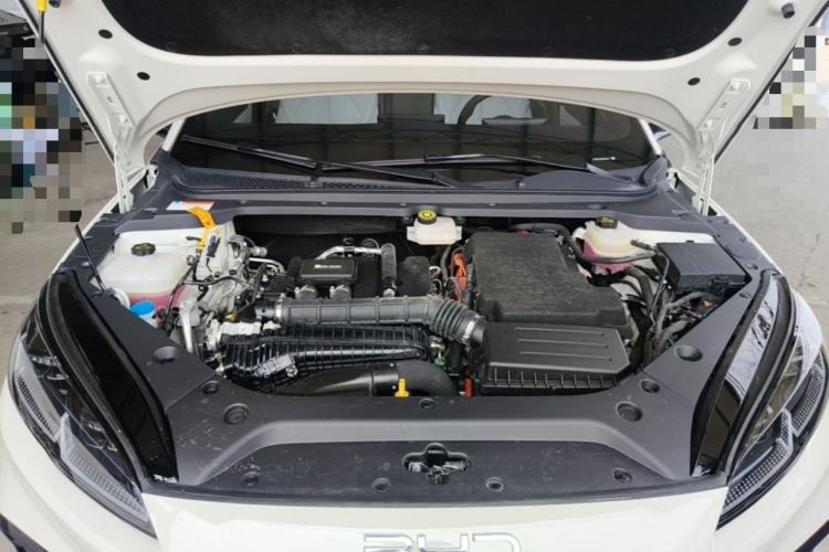 Used BYD Seal 06 New Energy 2024 DM-i 80KM Luxury Model Engine Bay