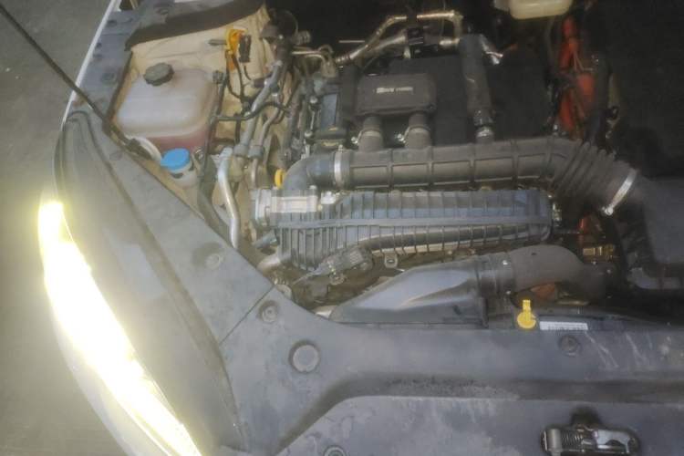 Used BYD Seal 06 New Energy 2024 DM-i 80KM Luxury Model Engine Bay Right