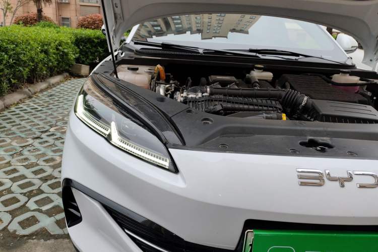 Used BYD Seal 06 New Energy 2024 DM-i 80KM Luxury Model Engine Bay Right