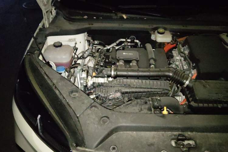 Used BYD Seal 06 New Energy 2024 DM-i 120KM Prestige Model Engine Bay Right