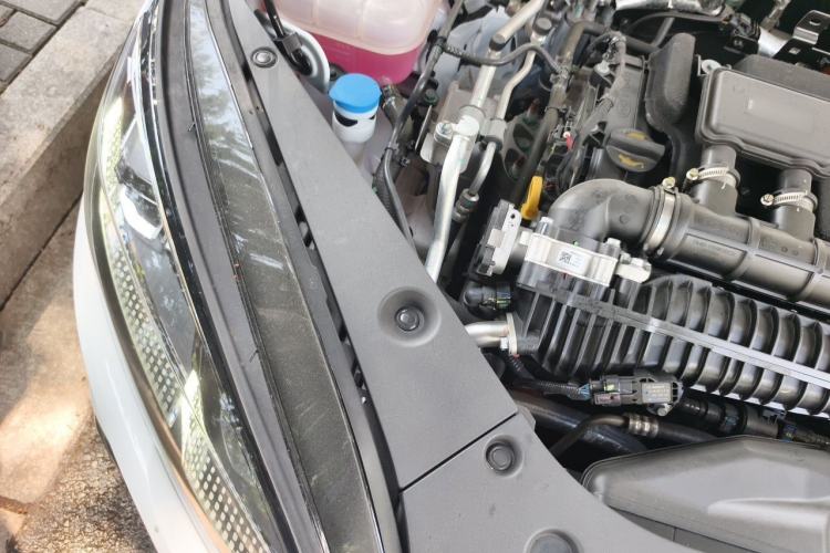 Used BYD Seal 06 New Energy 2024 DM-i 80KM Prestige Model Engine Bay Right