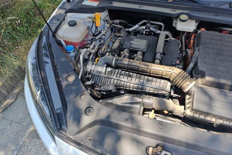 Used BYD Seal 06 New Energy 2024 DM-i 80KM Luxury Model Engine Bay Right
