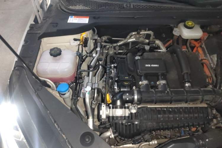 Used BYD Seal 06 New Energy 2024 DM-i 80KM Luxury Model Engine Bay Right