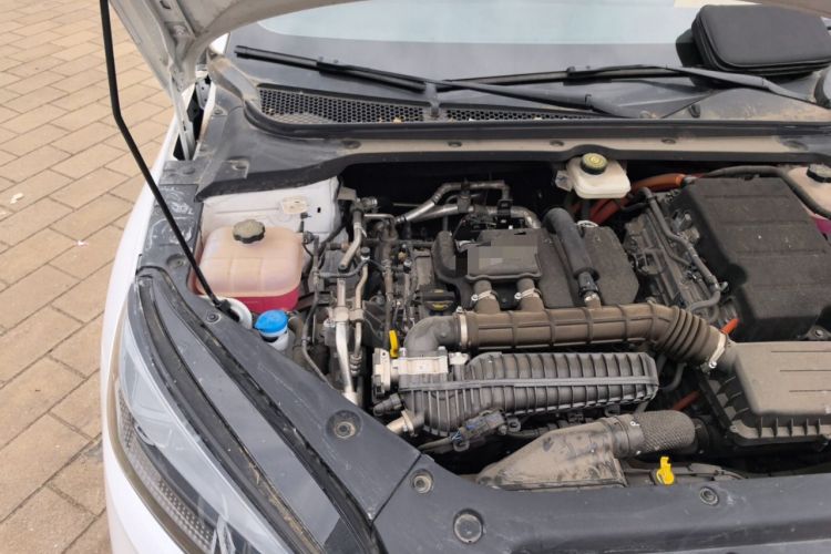 Used BYD Seal 06 New Energy 2024 DM-i 120KM Flagship Model Engine Bay Right
