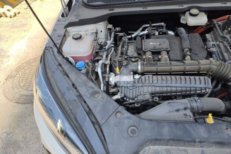 Used BYD Seal 06 New Energy 2024 DM-i 120KM Flagship Model Engine Bay Right