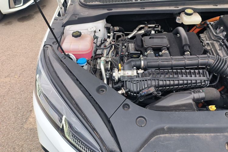 Used BYD Seal 06 New Energy 2024 DM-i 120KM Prestige Model Engine Bay Right