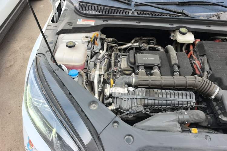 Used BYD Seal 06 New Energy 2024 DM-i 80KM Luxury Model Engine Bay Right