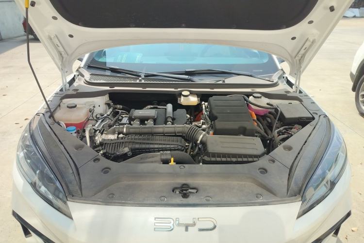Used BYD Seal 06 New Energy 2024 DM-i 120KM Luxury Model Engine Bay