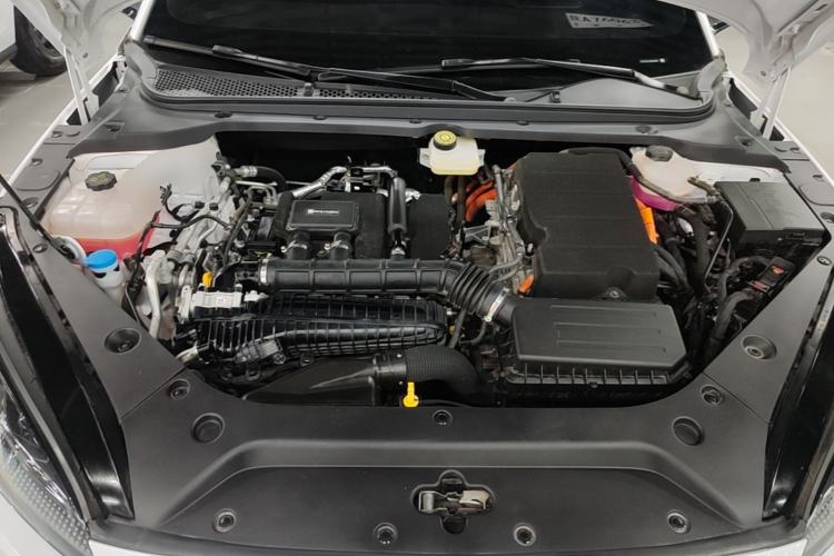 Used BYD Seal 06 New Energy 2024 DM-i 120KM Luxury Model Engine Bay