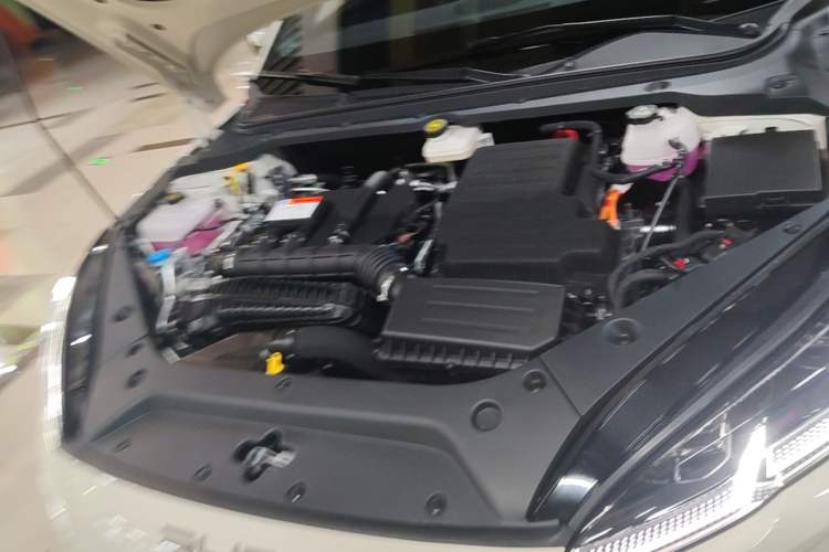Used BYD Seal 06 New Energy 2024 DM-i 80KM Prestige Model Engine Bay