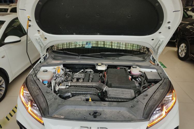 Used BYD Seal 06 New Energy 2024 DM-i 80KM Prestige Model Engine Bay