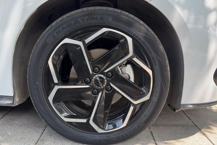 Used BYD Seal 06 New Energy 2024 DM-i 120KM Flagship Model Exterior 3