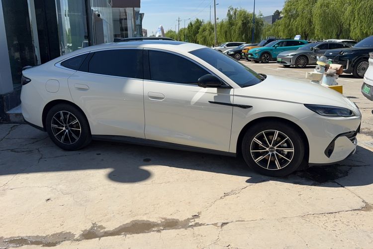Used BYD Seal 06 New Energy 2024 DM-i 120KM Prestige Model Exterior 3