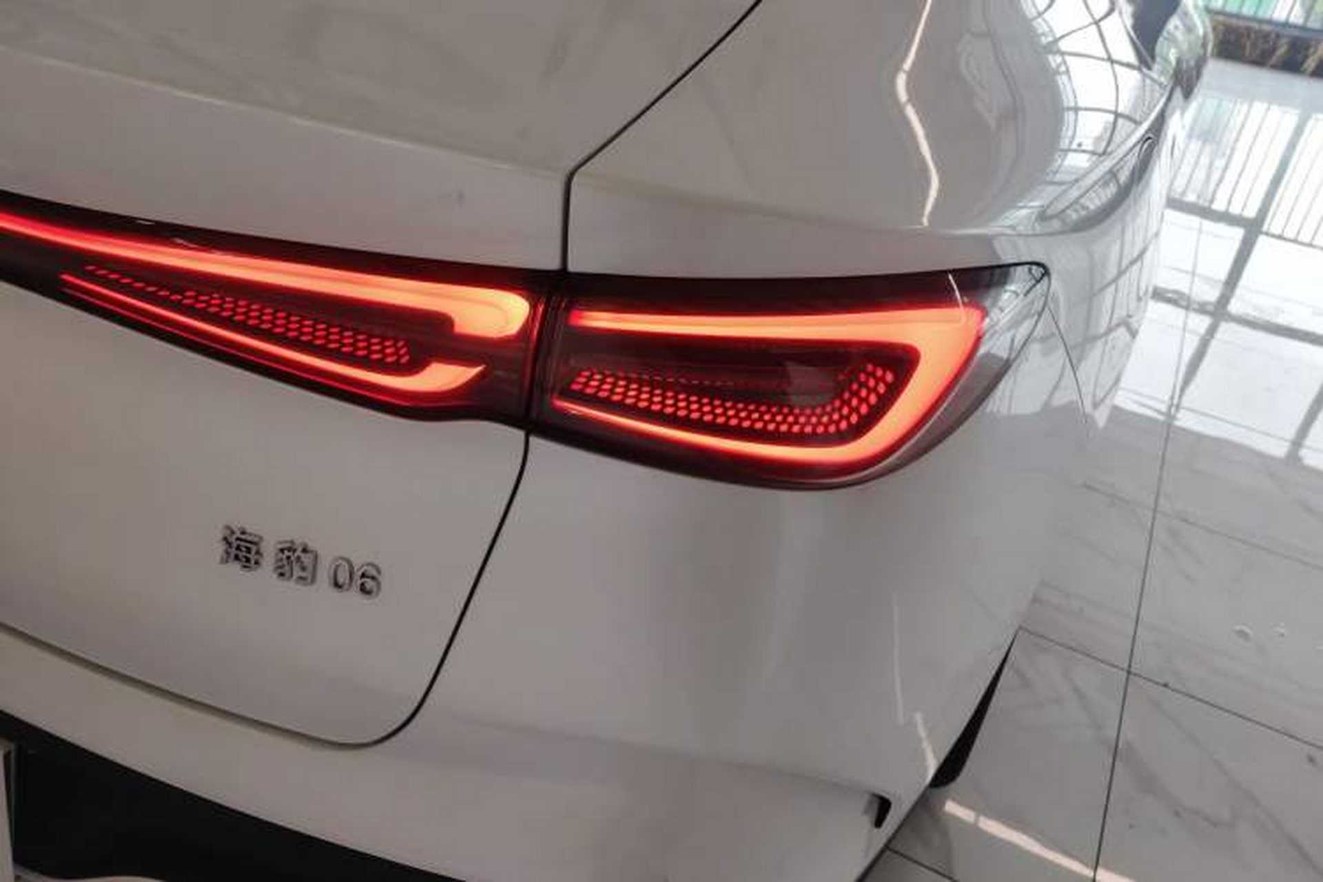 Used BYD Seal 06 New Energy 2024 DM-i 120KM Flagship Model Exterior 3