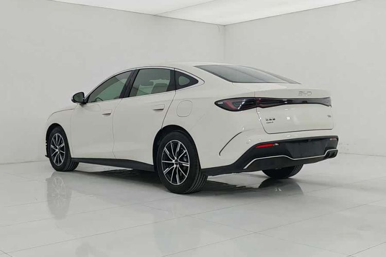 Used BYD Seal 06 New Energy 2024 DM-i 80KM Prestige Model Exterior 3
