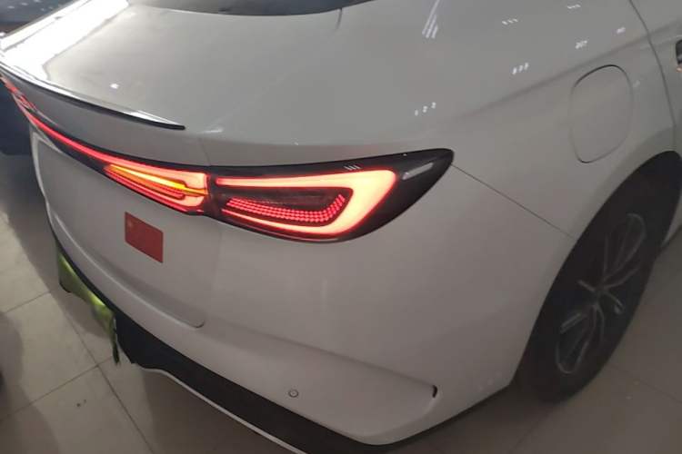 Used BYD Seal 06 New Energy 2024 DM-i 80KM Prestige Model Exterior 3