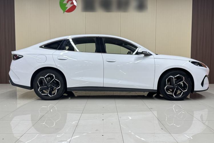 Used BYD Seal 06 New Energy 2024 DM-i 120KM Flagship Model Exterior 3