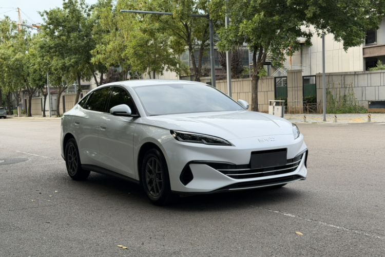 Used BYD Seal 06 New Energy 2024 DM-i 80KM Luxury Model Exterior 3