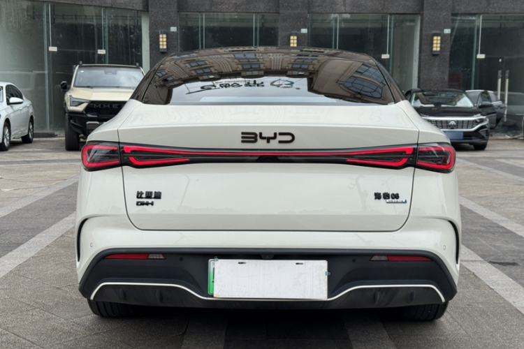 Used BYD Seal 06 New Energy 2024 DM-i 120KM Luxury Model Exterior 4