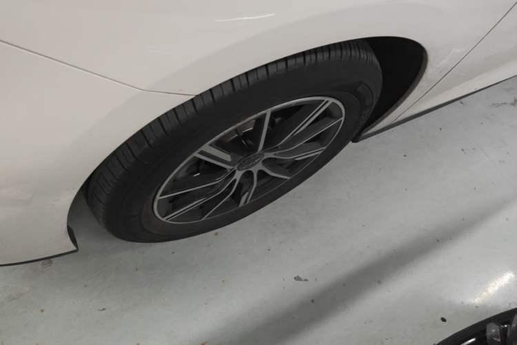 Used BYD Seal 06 New Energy 2024 DM-i 120KM Luxury Model Exterior 4
