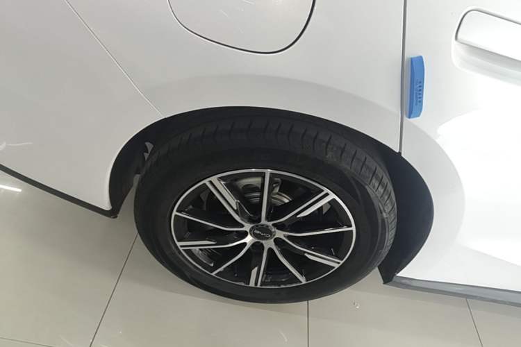Used BYD Seal 06 New Energy 2024 DM-i 120KM Prestige Model Exterior 5