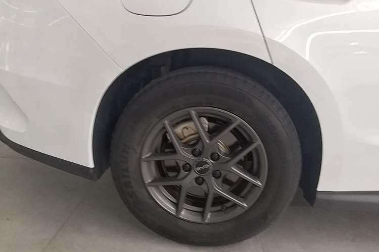 Used BYD Seal 06 New Energy 2024 DM-i 80KM Luxury Model Exterior 5