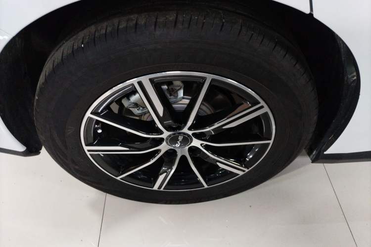 Used BYD Seal 06 New Energy 2024 DM-i 80KM Prestige Model Exterior 5